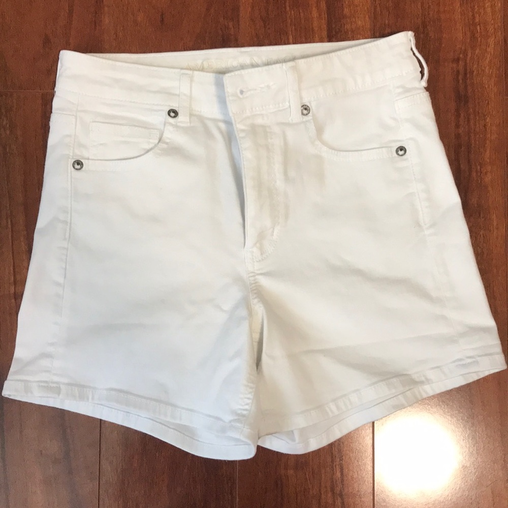 AE high-waisted shorts - Size 4
